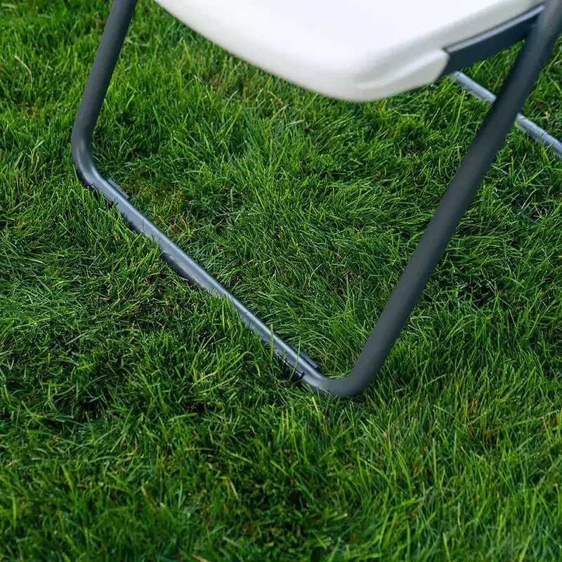 Light Commercial Loop Leg Folding Chair, 4 -Pack, White ()